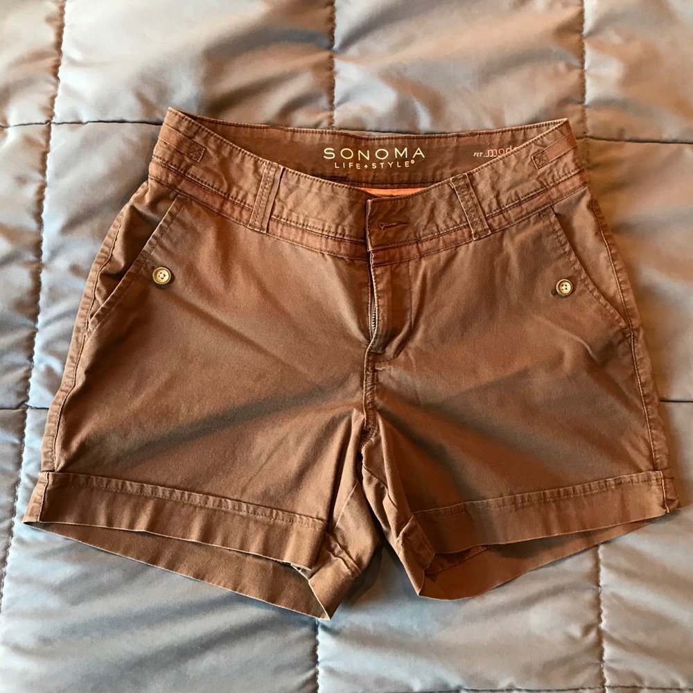 Sonoma Modern fit short - size 8